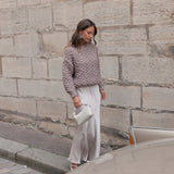 Pull Éva