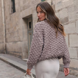 Pull Éva